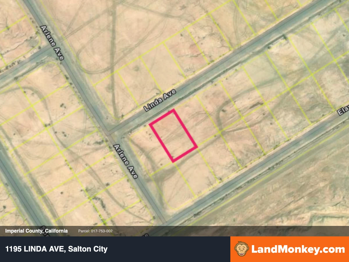 West-side of Highway 86 - 10,111 square feet Lot on Linda Avenue, Salton City
