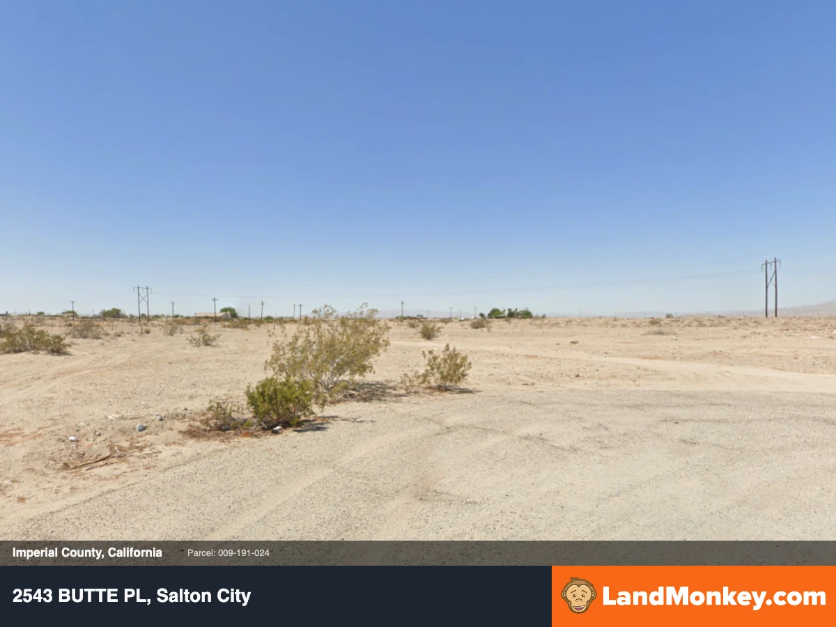 Over .25 Acre Lot in Salton City - Water & Sewer at Street! thumbnail 2