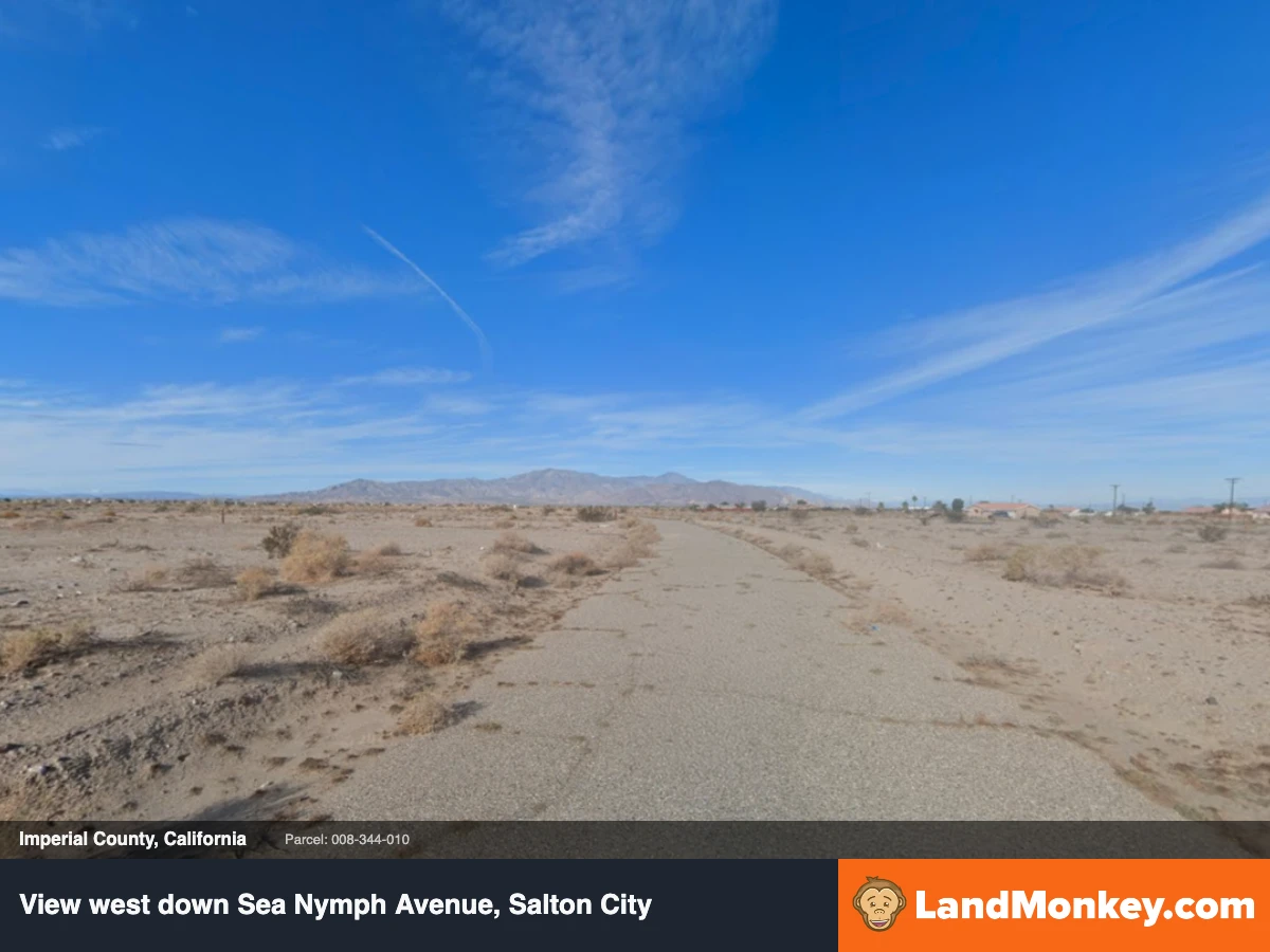 9,775 square feet Residential Lot in Salton City, CA - Paved Road, Water & Sewer — thumbnail 5
