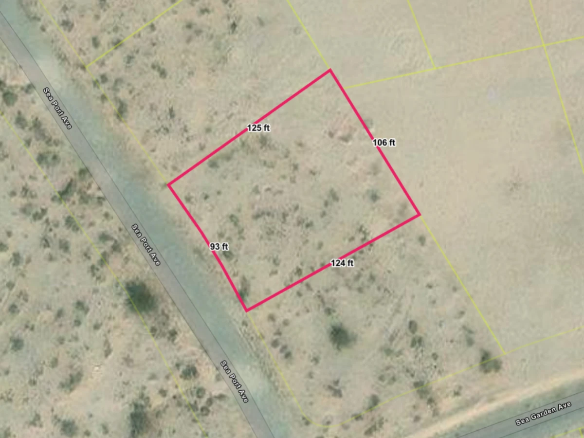 2668 Sea Port Avenue, Salton City, California: vacant lot measures approximately 93' across the front, 124' & 125' along the sides, and 106' across the back. — thumbnail 2
