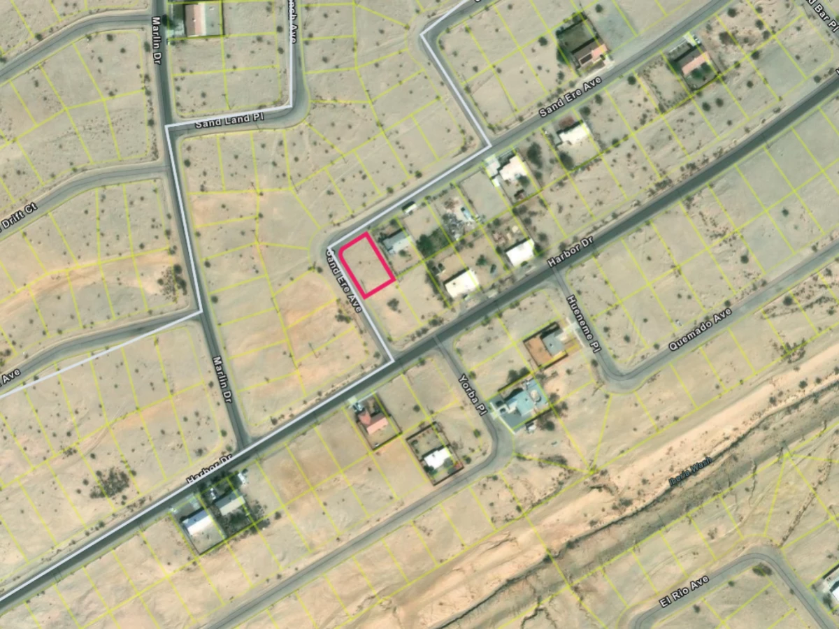 Power At The Lot - Salton City CA, Paved Road, Water, Sewer At Street — thumbnail 3