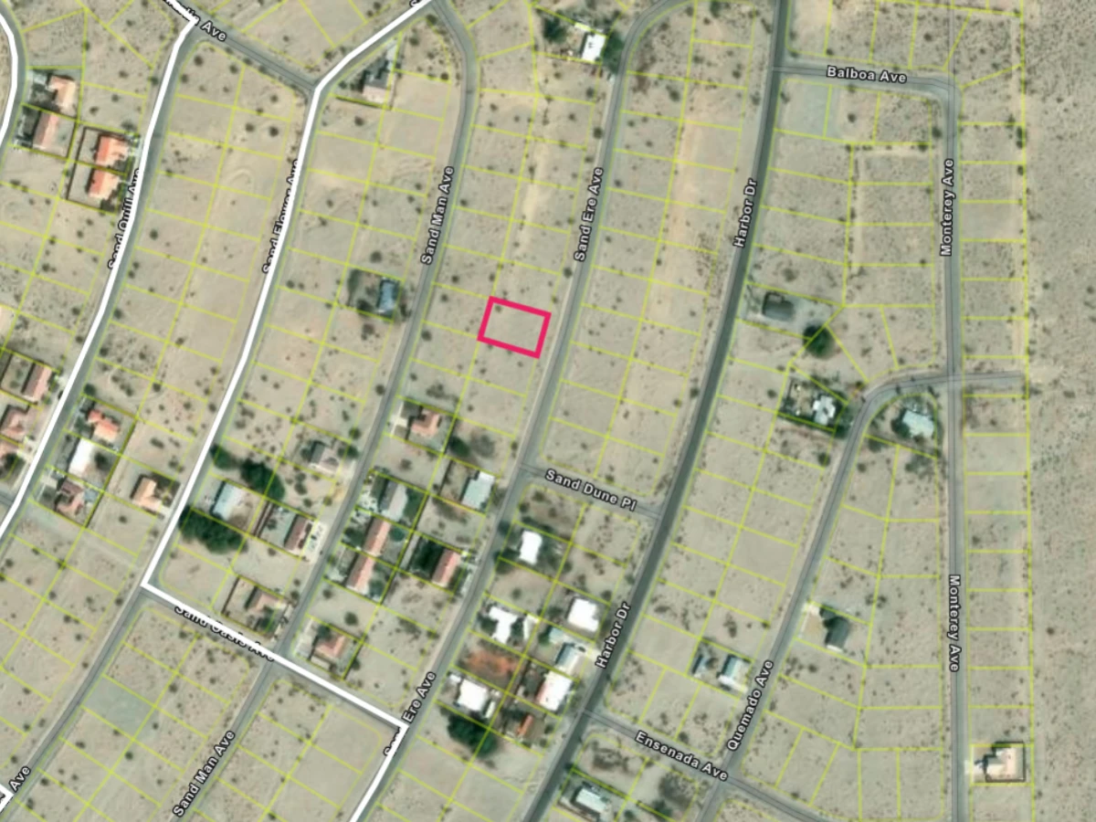 Power At The Property Line In Salton City - 10,561 Square Feet On A Paved Road — thumbnail 2