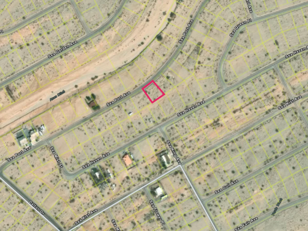12,238 Square Foot Salton City Lot - Water & Sewer at Street, Paved Road — thumbnail 3