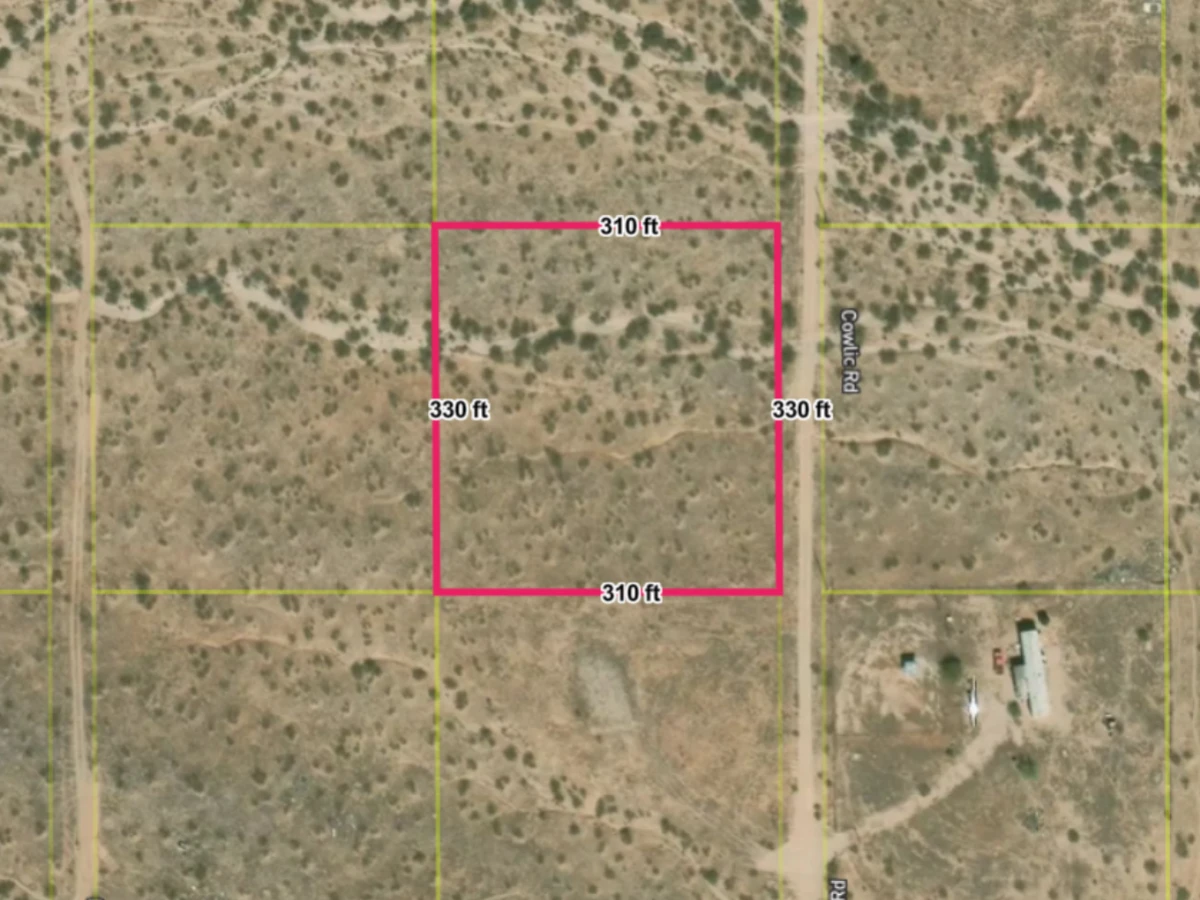 2+ Acres in Golden Valley AZ - Dirt Road, Homes Nearby, $121/yr Taxes — thumbnail 4