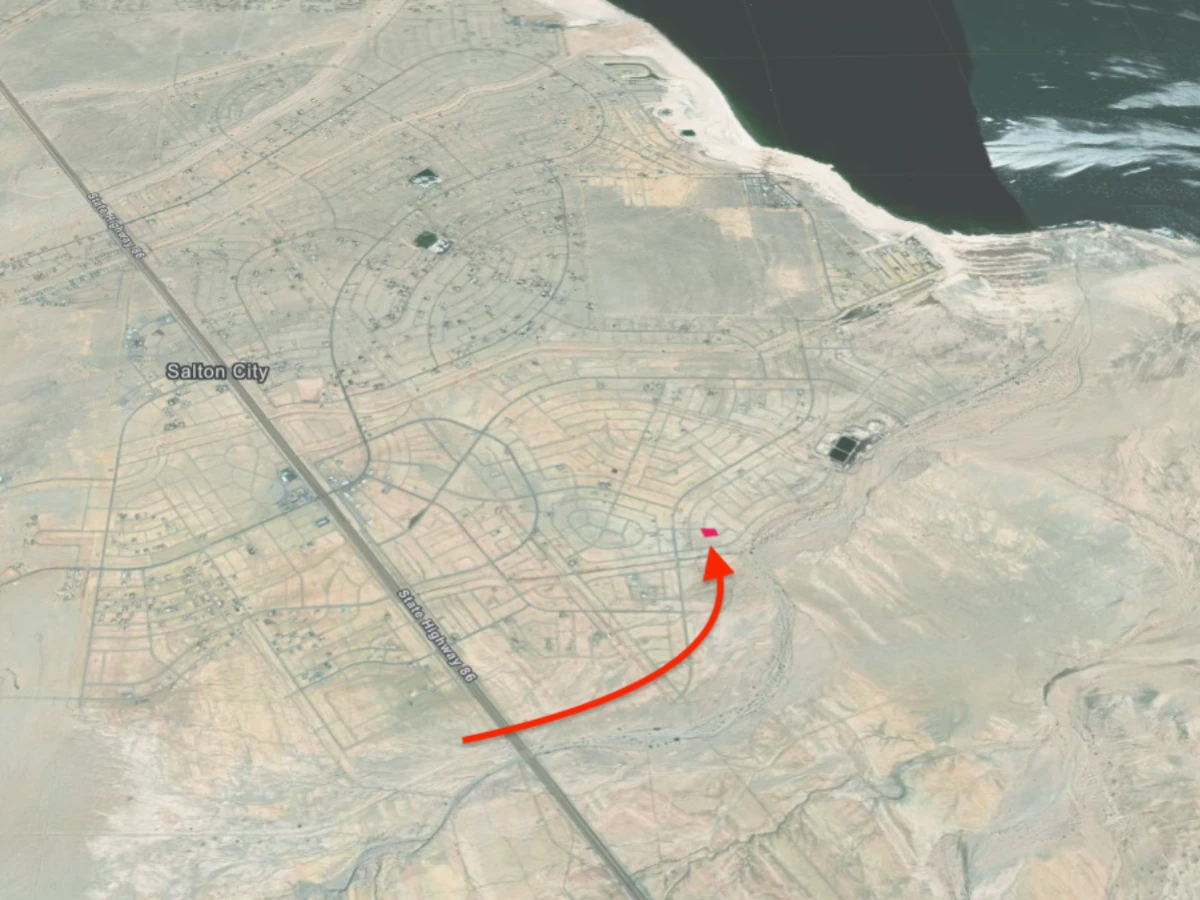 Flat corner lot - 11,162 square feet in Salton City, CA