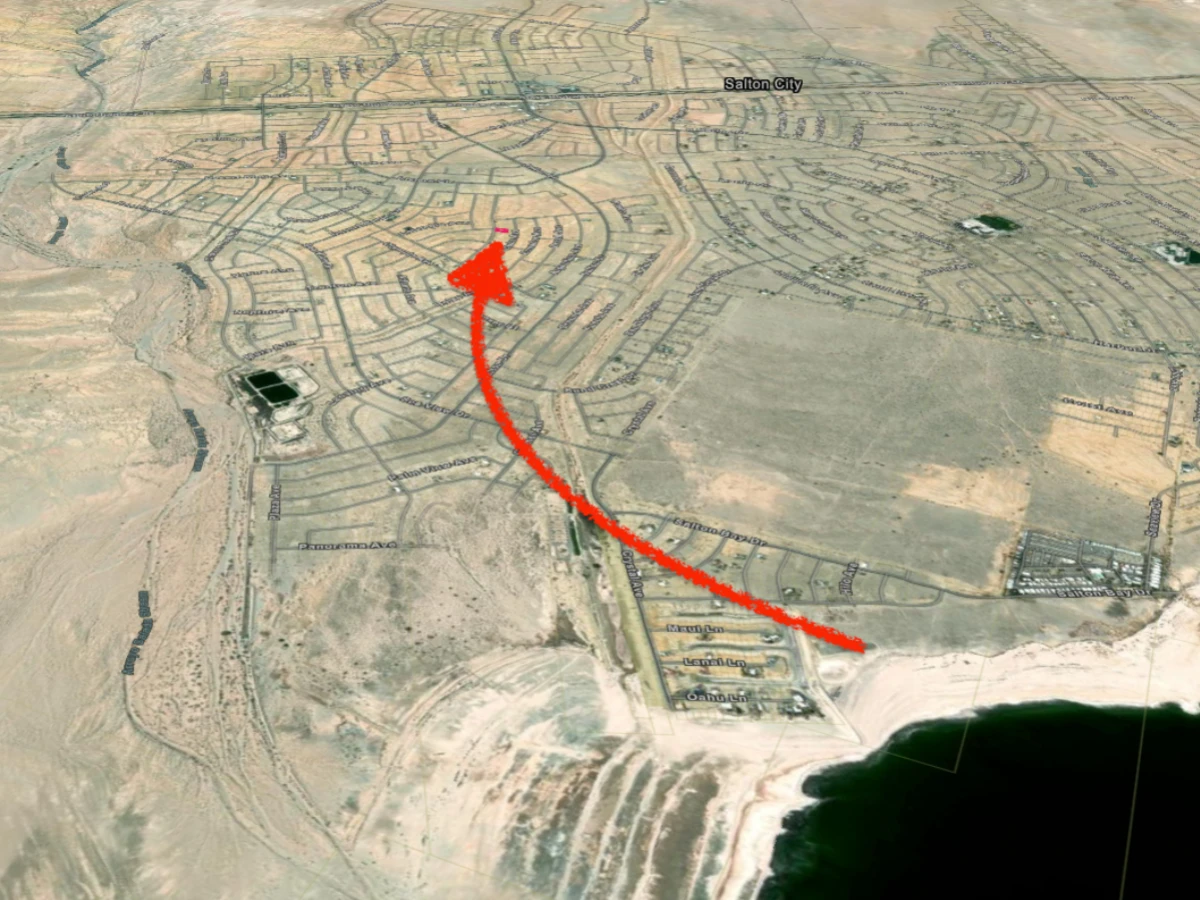0.23 acre lot with power behind property in Salton City, CA — thumbnail 7
