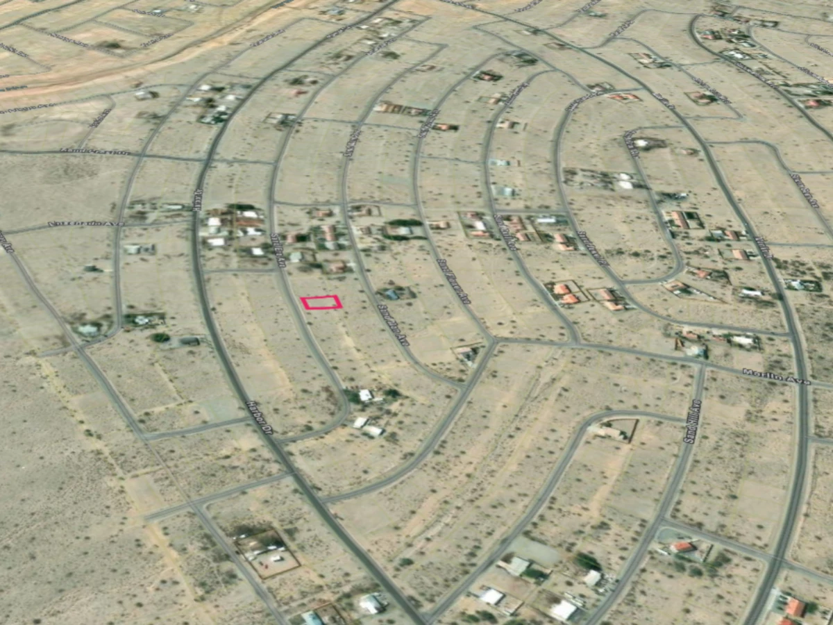 Power at the property line - homes nearby in Salton City, CA — thumbnail 8