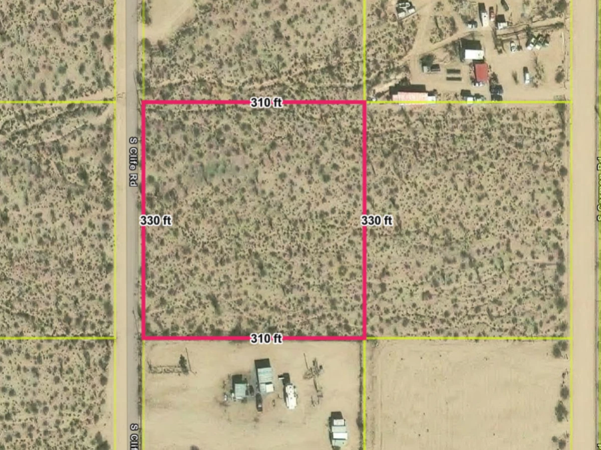Power at the road on 2.35 acres in Yucca, AZ — thumbnail 3